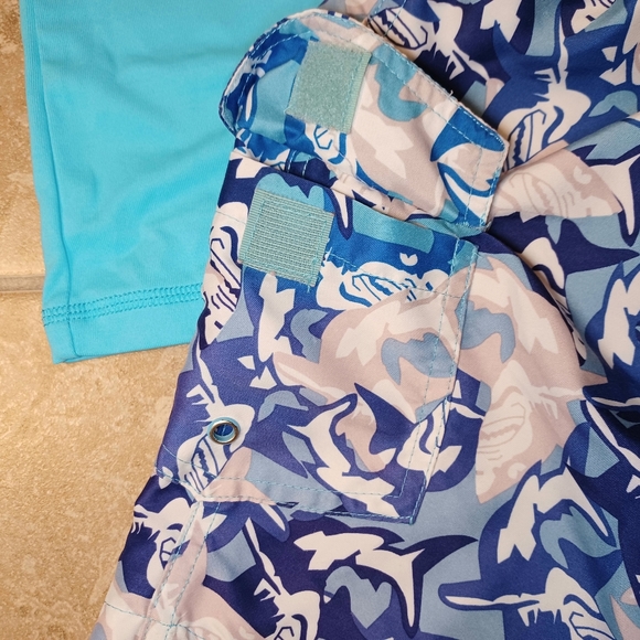 Boys 2PC Swim Trunks & Rash Guard Top - Picture 3 of 5